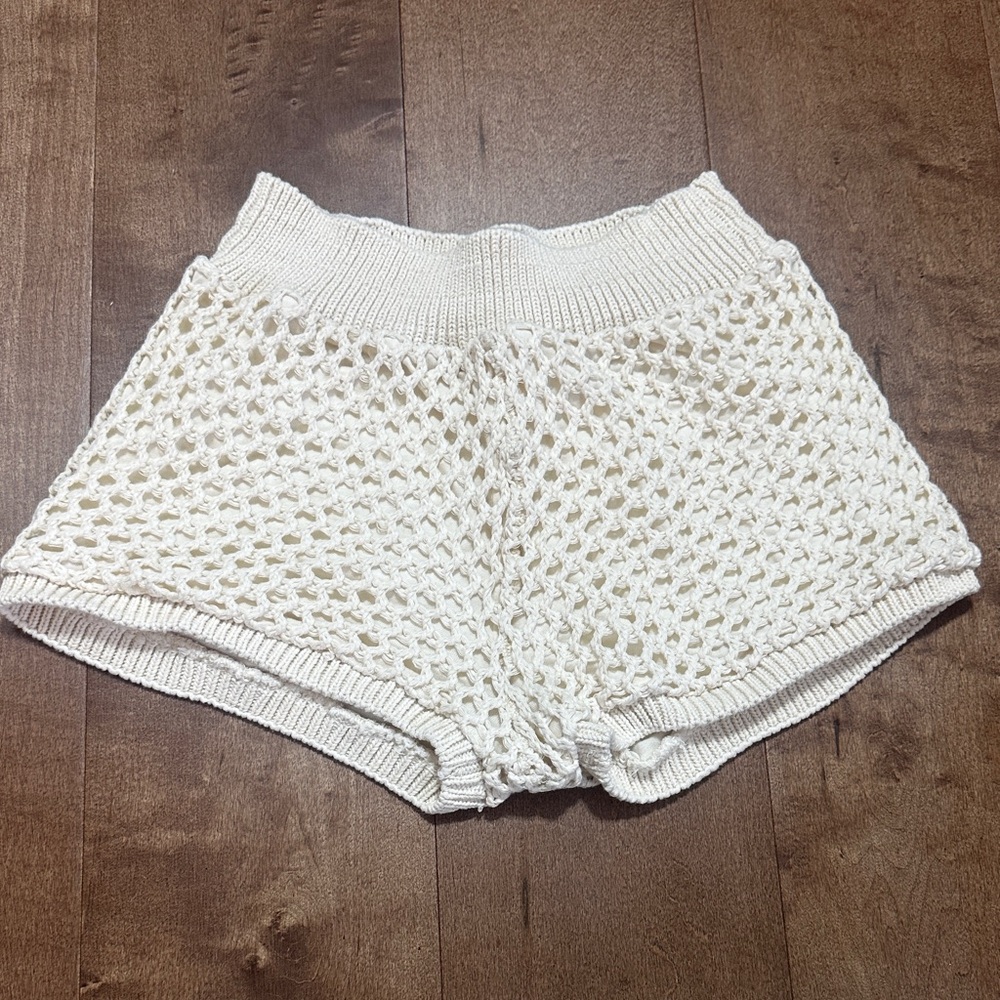 Zara Cream Crochet Knit Athletic Shorts